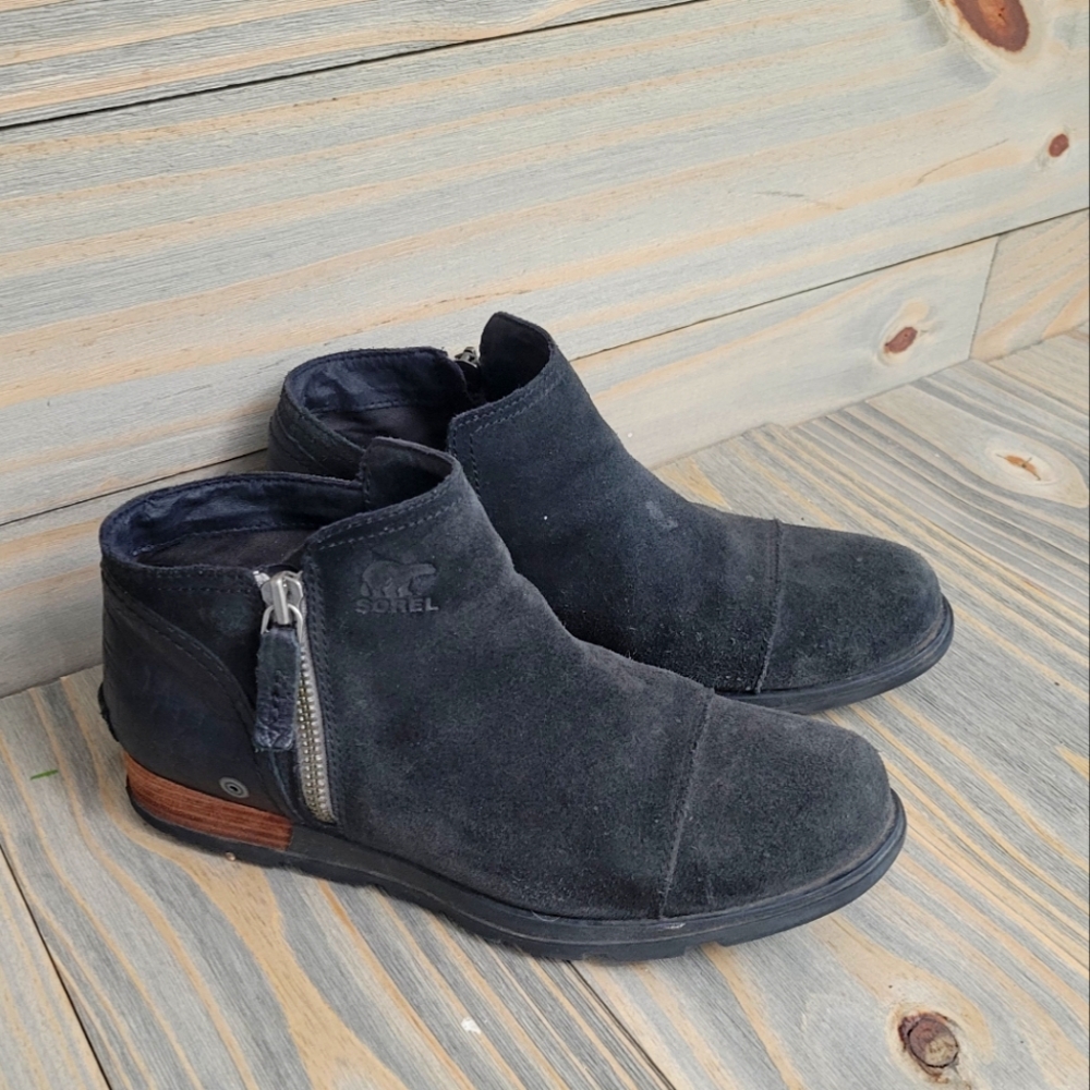 Sorel Major Low Ankle Boots Booties Black Suede Leather Side Zip Women's Size  9